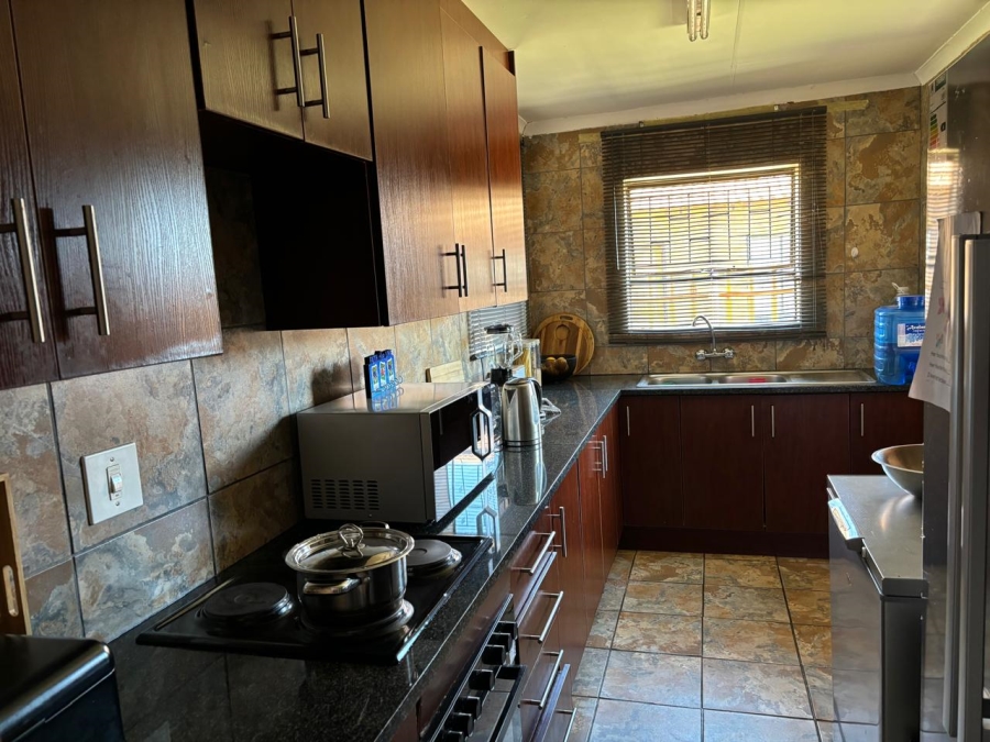 3 Bedroom Property for Sale in Mmabatho Unit 14 North West